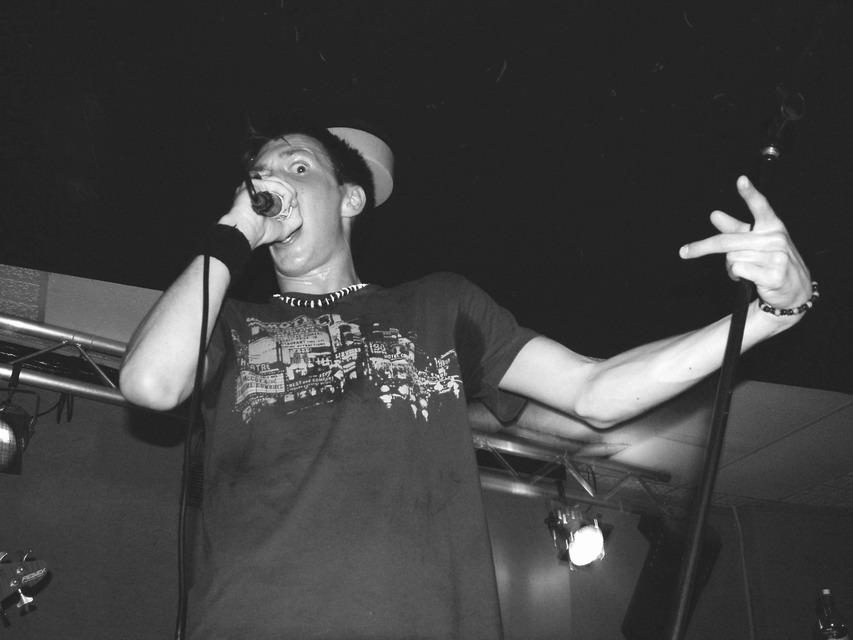 Broxstock 2005 Lakrymology + Wagstaffe + Yet Cape, Wear Cape Fly + Spalton + Weeble + Misused + Solis Plus Acoustic Sets From Stef and Jody(Weeble) + Josh(Spolton) + Mike and Danny