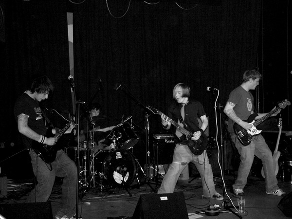 Weeble + Pariah + Cerebral Vacation + Lest Side Brain @ Hucknall Ogle Street